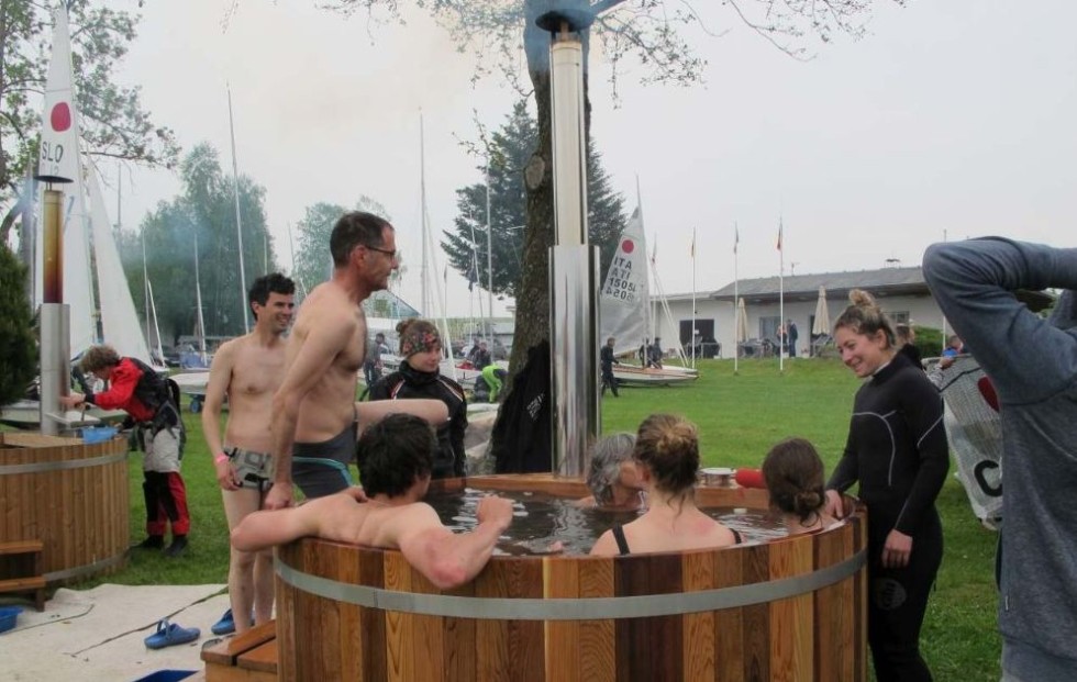 EC2019HotTub.jpg